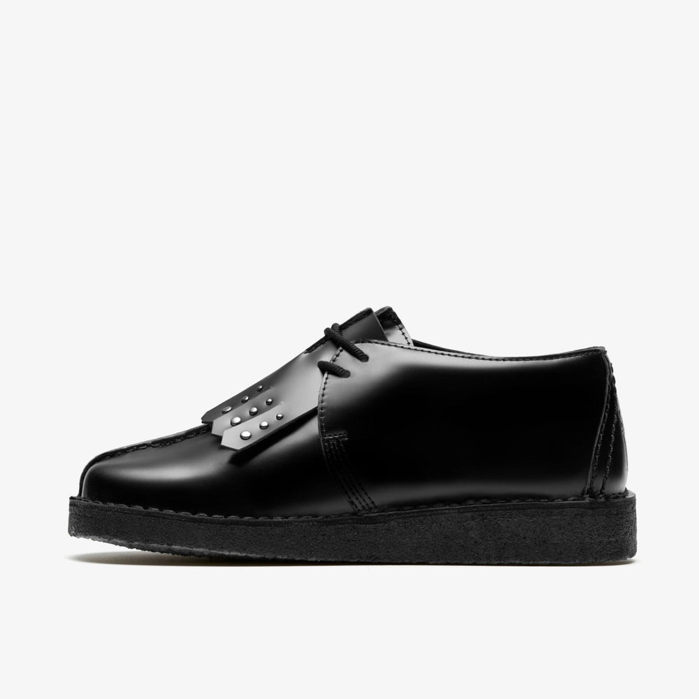 Desert Trek Black Hi Shine Leather | Clarks for sale - Women