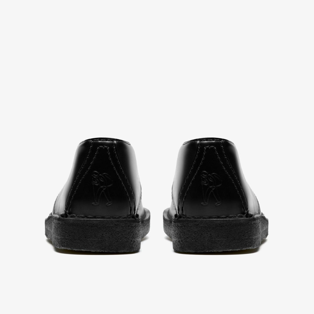 Desert Trek Black Hi Shine Leather | Clarks for sale - Women