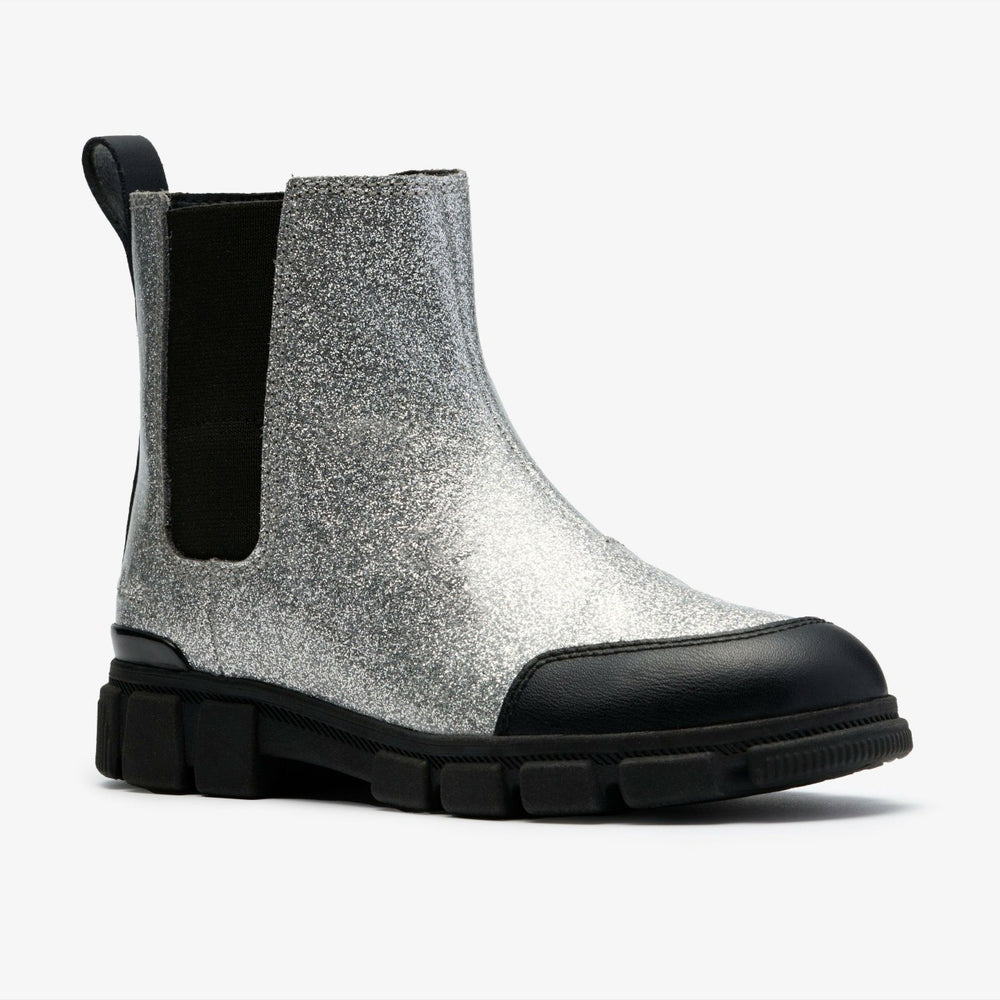 Evyn Chelsea Kid Silver Patent | Clarks online - Kids