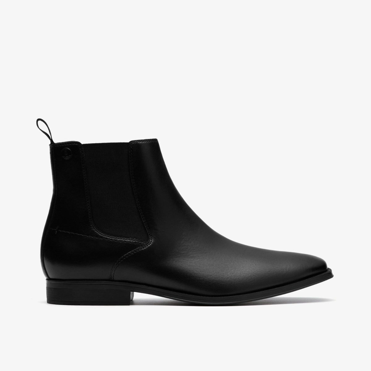 Paulton Easy Black Leather | Clarks on Sale - Men