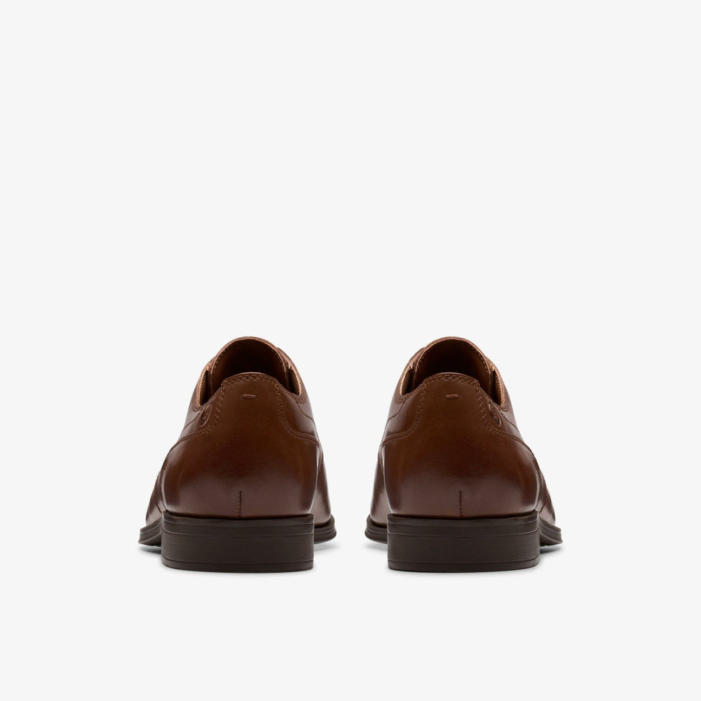 Paulton Lace Tan | Clarks outlet - Men
