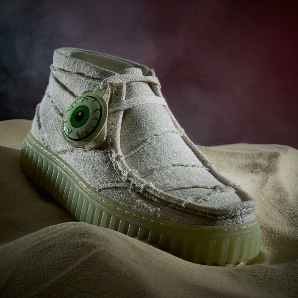 Torhill Hallow Off White Textile | Clarks Sale - Men