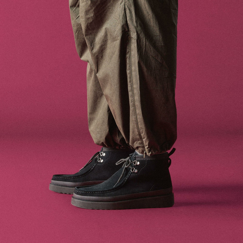 Wallabee FTR2 Hi Black Suede | Clarks Sale - Men