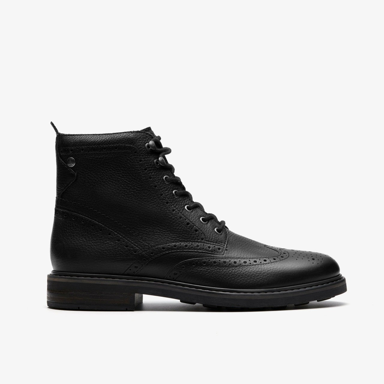 Newford Lace Boot Black Leather | Clarks outlet - Men