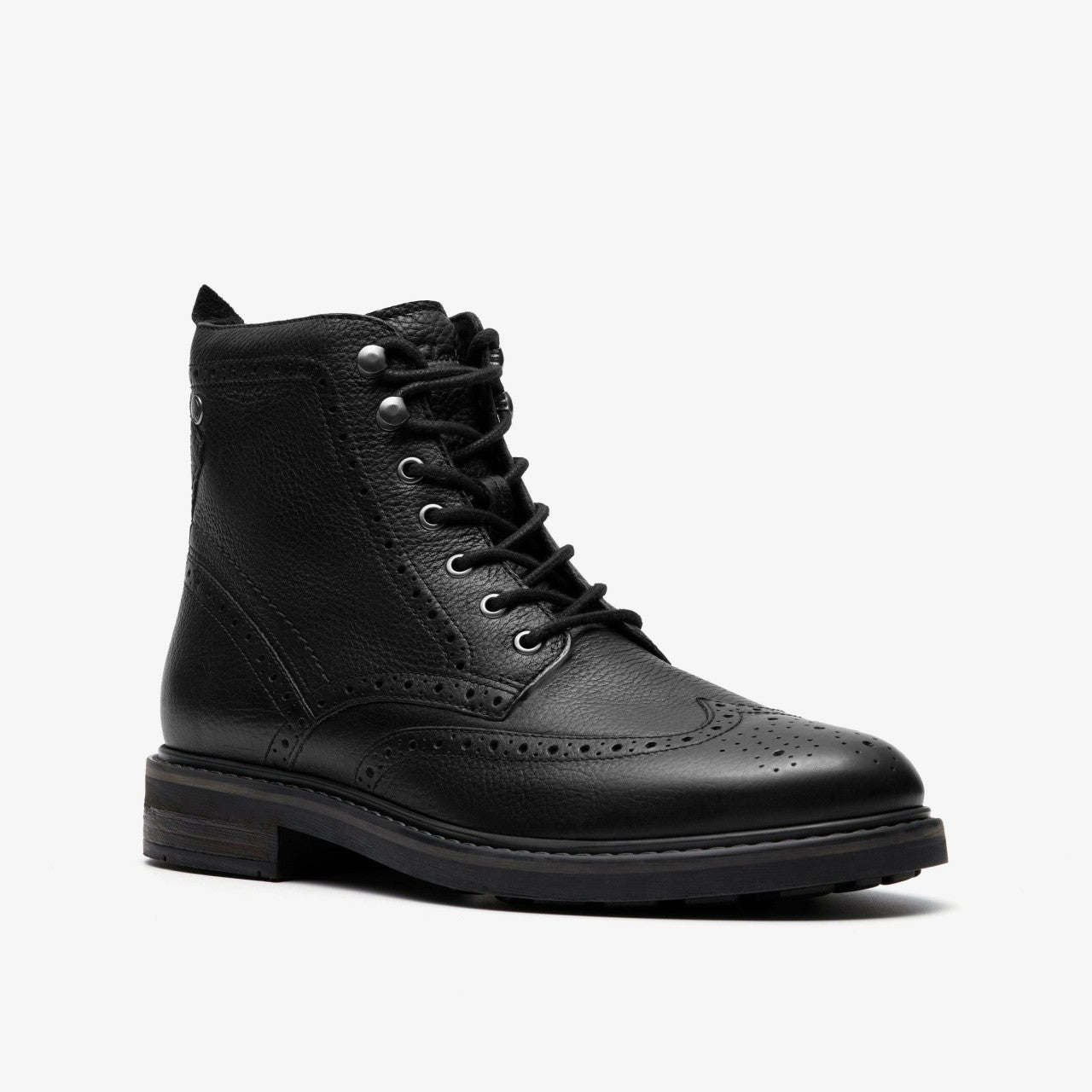 Newford Lace Boot Black Leather | Clarks outlet - Men