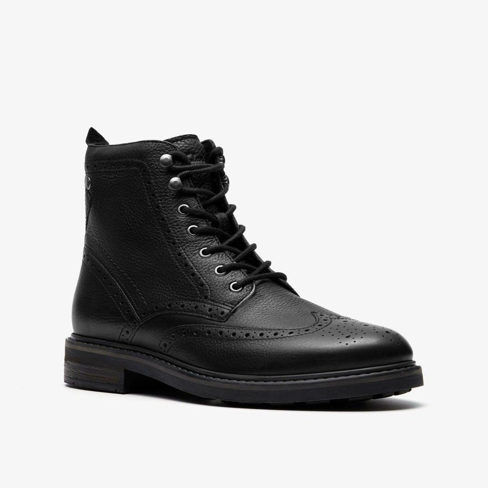 Newford Lace Boot Black Leather | Clarks outlet - Men
