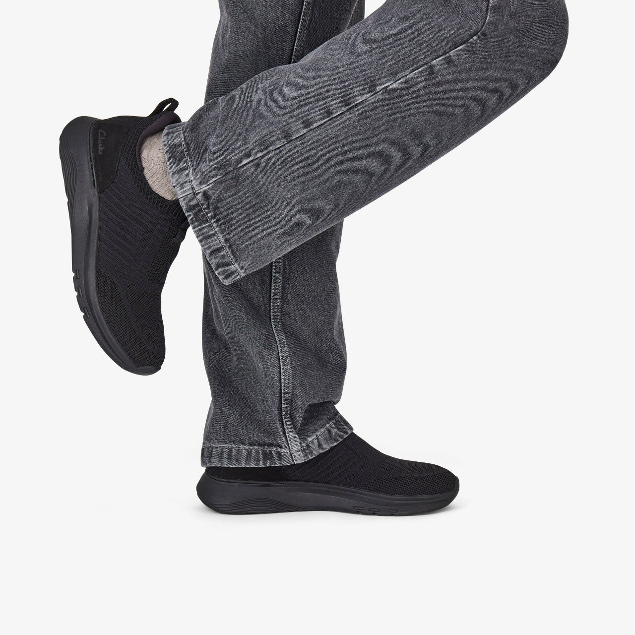 Motion Trek IN Black Knit | Clarks for sale - Men