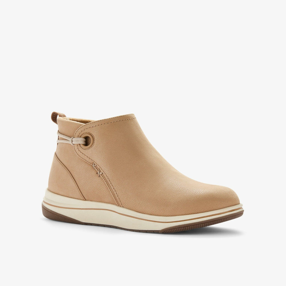Brinkley Derby Camel | Clarks on Sale - Women