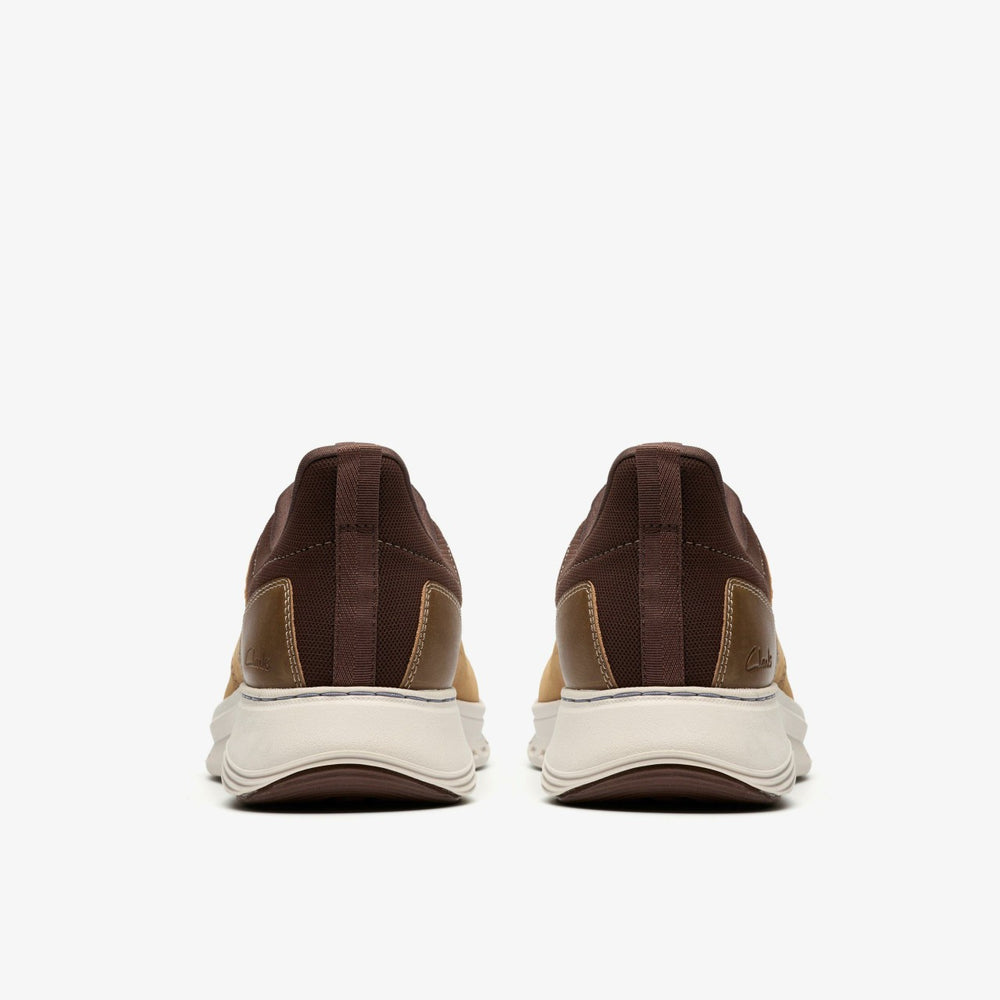 Motion Trek LX Dark Tan Leather | Clarks on Sale - Men