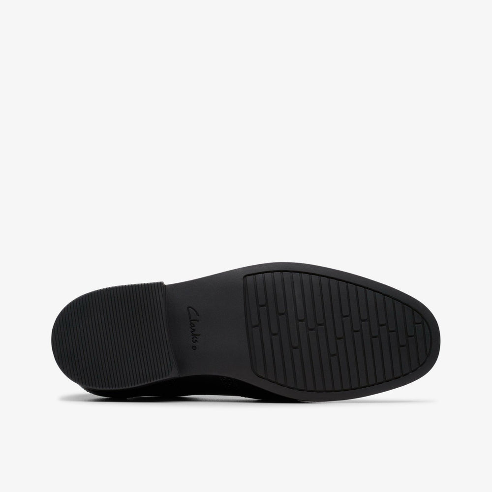 Jonwin Wing Youth Black Leather | Clarks online - Kids