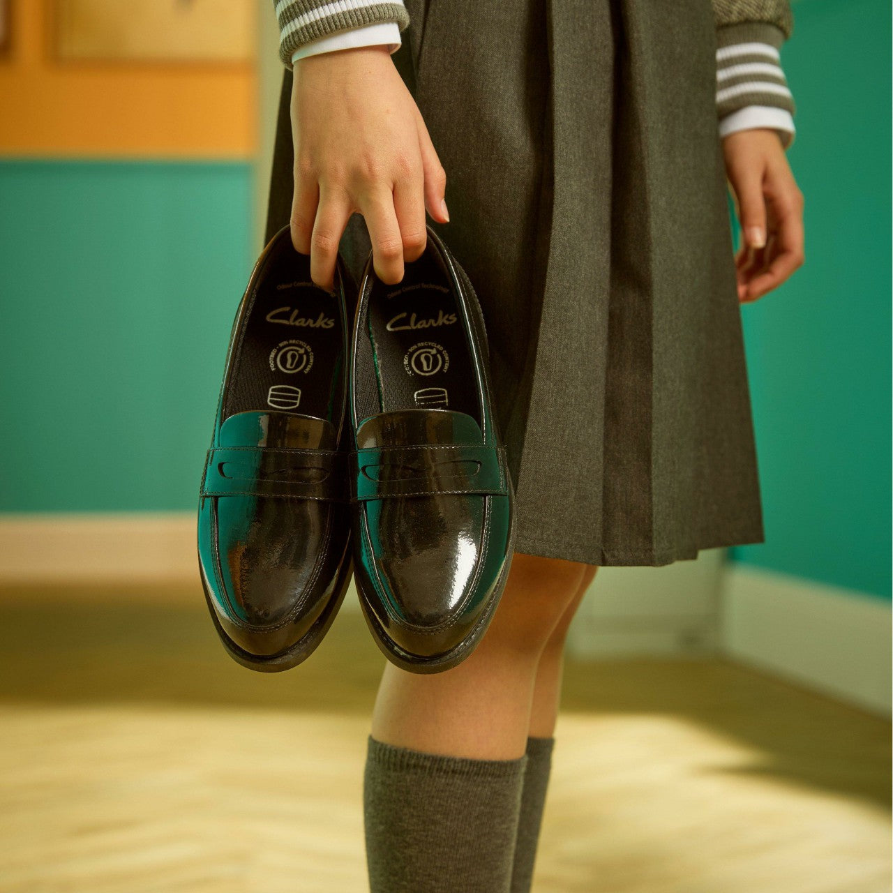 Tapa Edge Youth Black Patent | Clarks on Sale - Kids